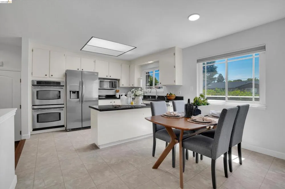 1789 Woodland Ct Concord, CA 94521