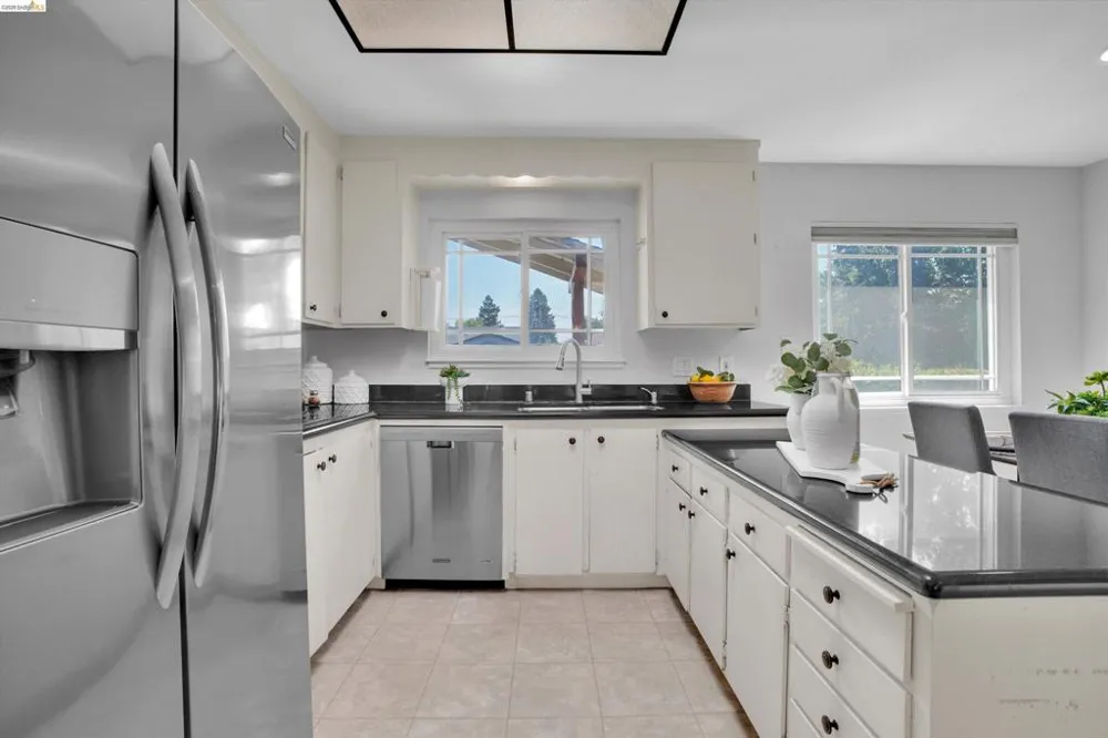 1789 Woodland Ct Concord, CA 94521