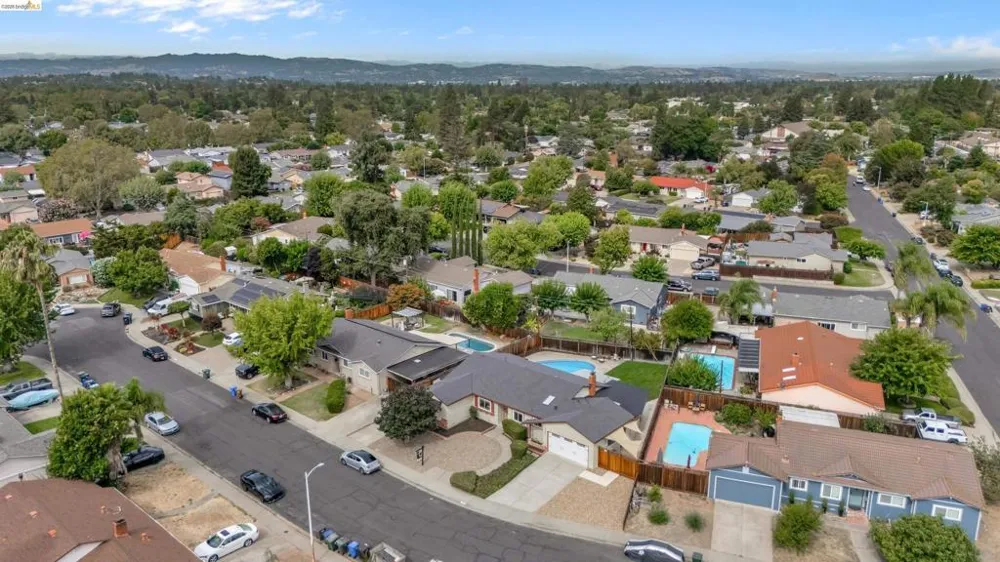 1789 Woodland Ct Concord, CA 94521
