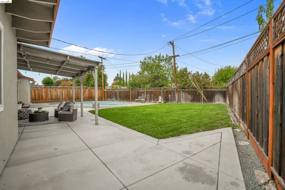 1789 Woodland Ct Concord, CA 94521