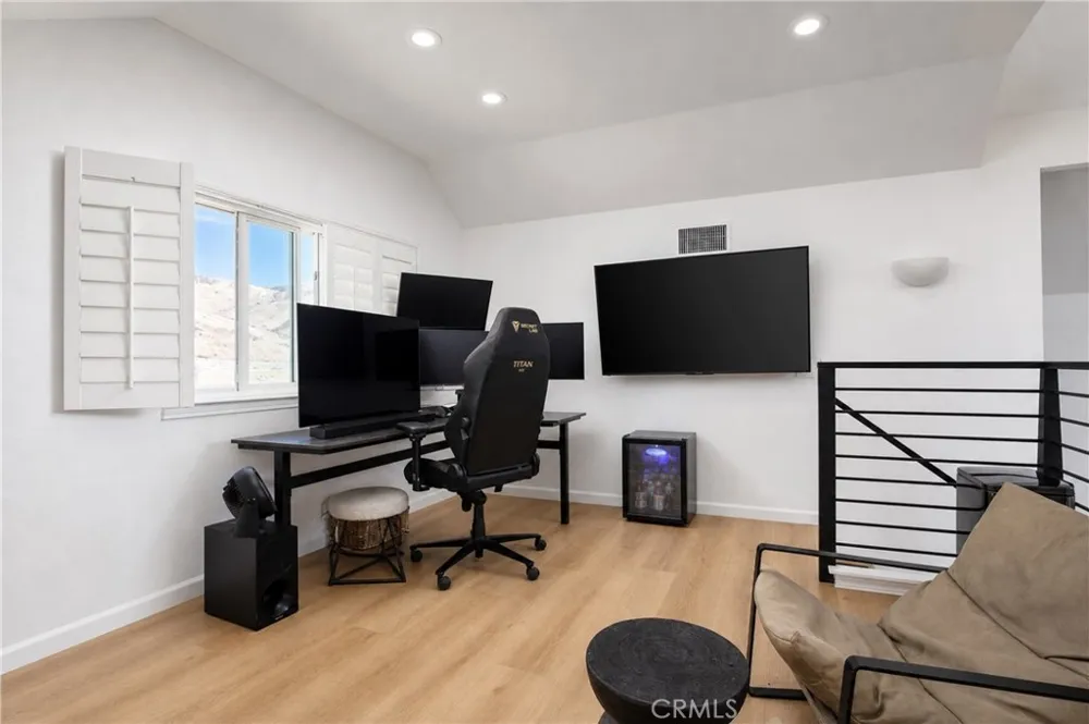 3038 Chablis Avenue Jurupa Valley, CA 92509