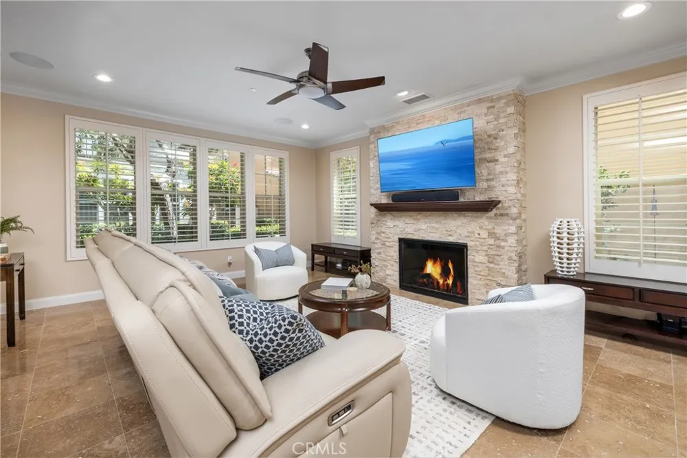 8454 Hibiscus Huntington Beach, CA 92646