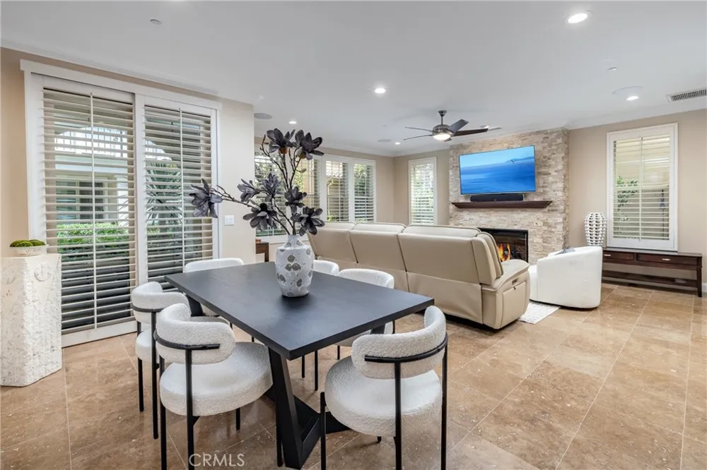 8454 Hibiscus Huntington Beach, CA 92646