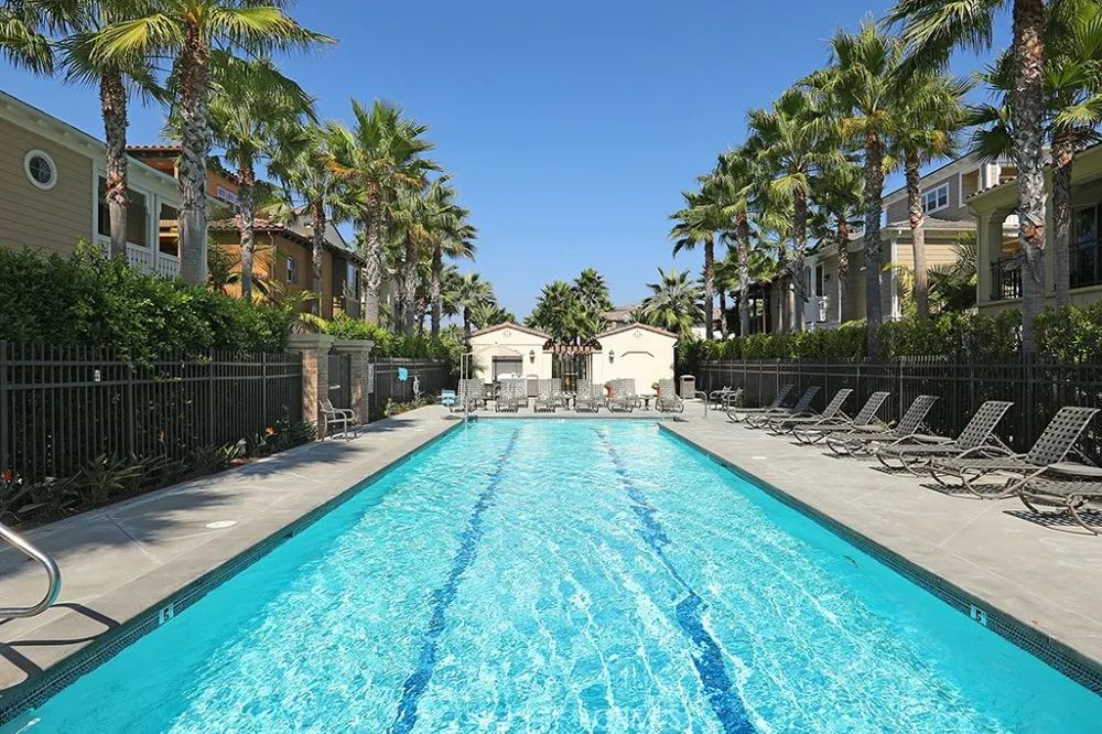 8454 Hibiscus Huntington Beach, CA 92646