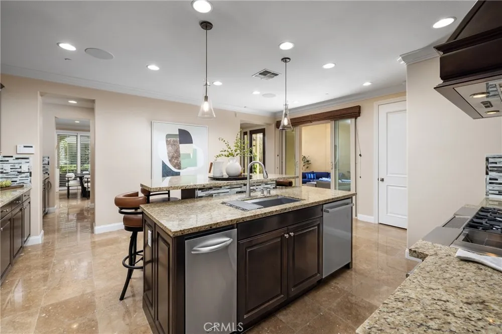 8454 Hibiscus Huntington Beach, CA 92646