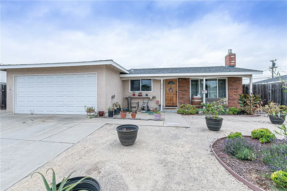 3919 Berrywood Santa Maria, CA 93455