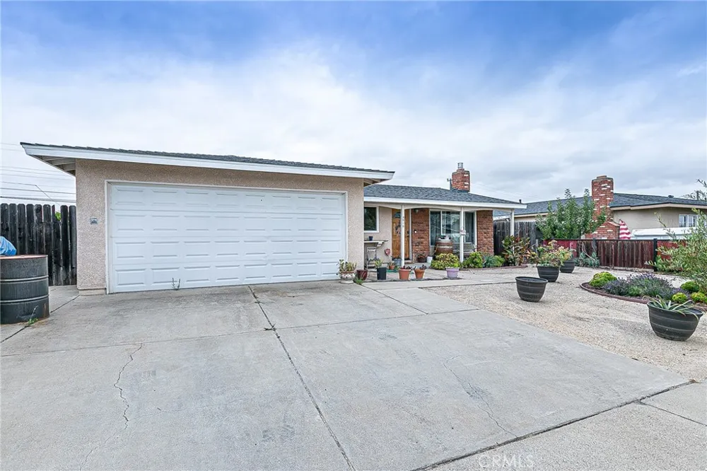 3919 Berrywood Santa Maria, CA 93455