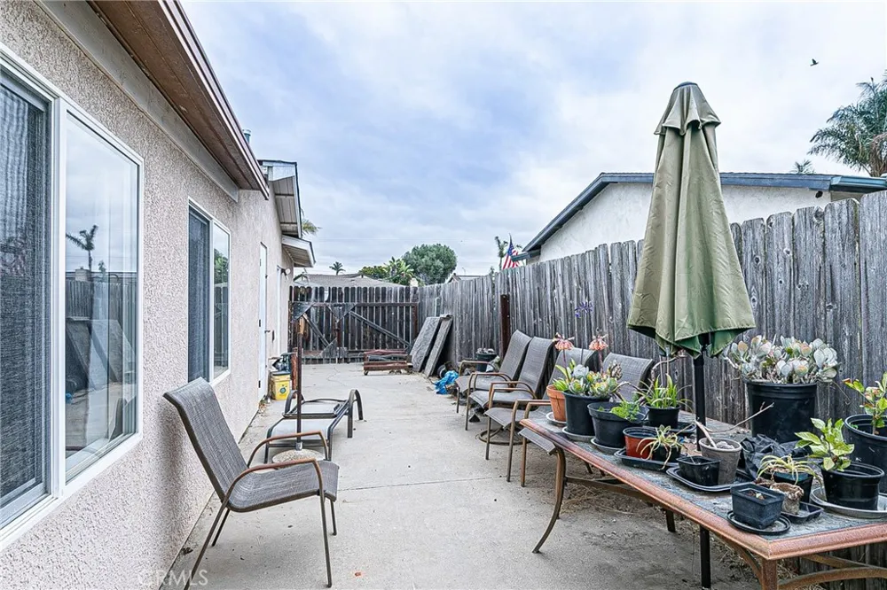 3919 Berrywood Santa Maria, CA 93455