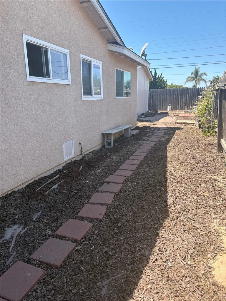 3919 Berrywood Santa Maria, CA 93455