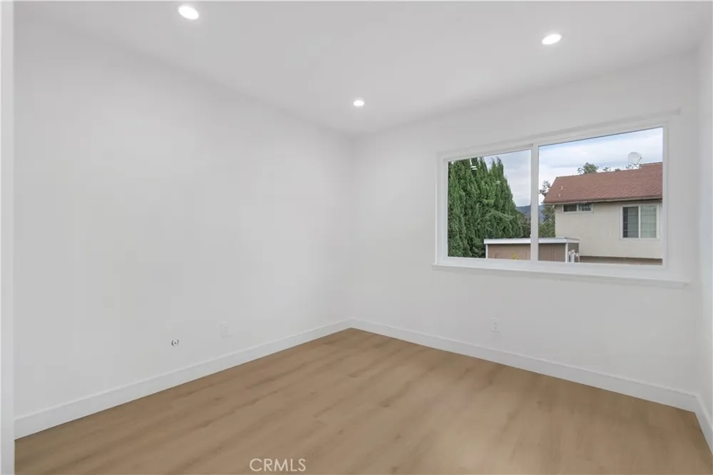 20657 Septo Chatsworth, CA 91311