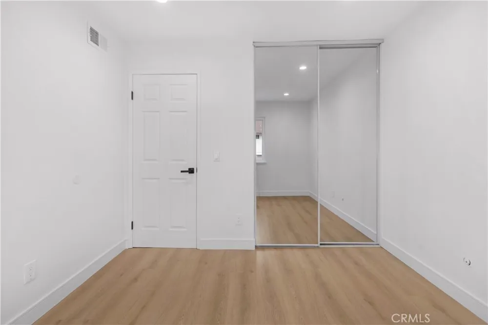 20657 Septo Chatsworth, CA 91311