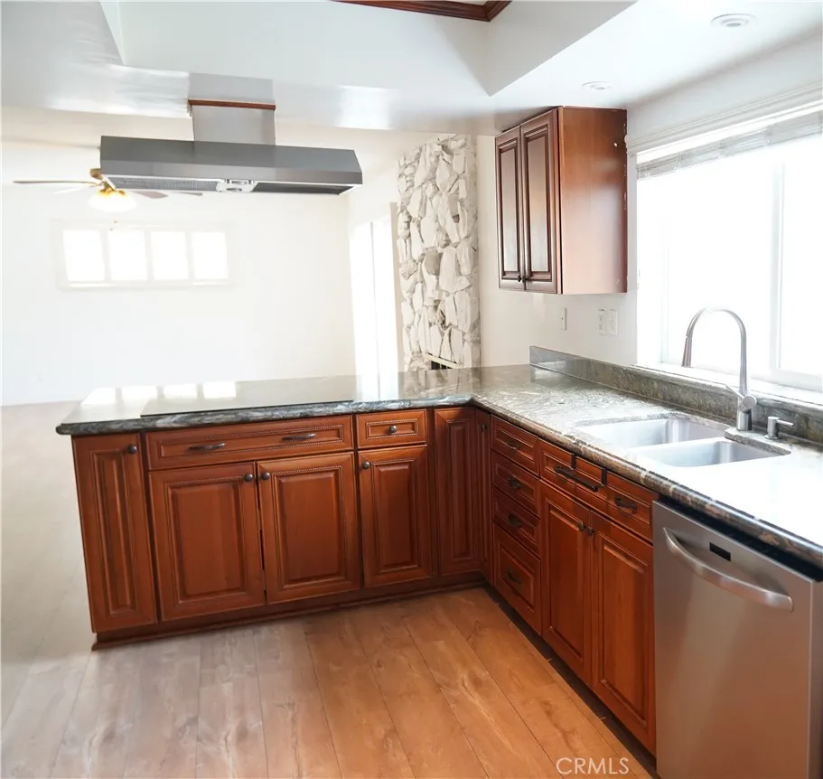 5081 Loyola Avenue Westminster, CA 92683