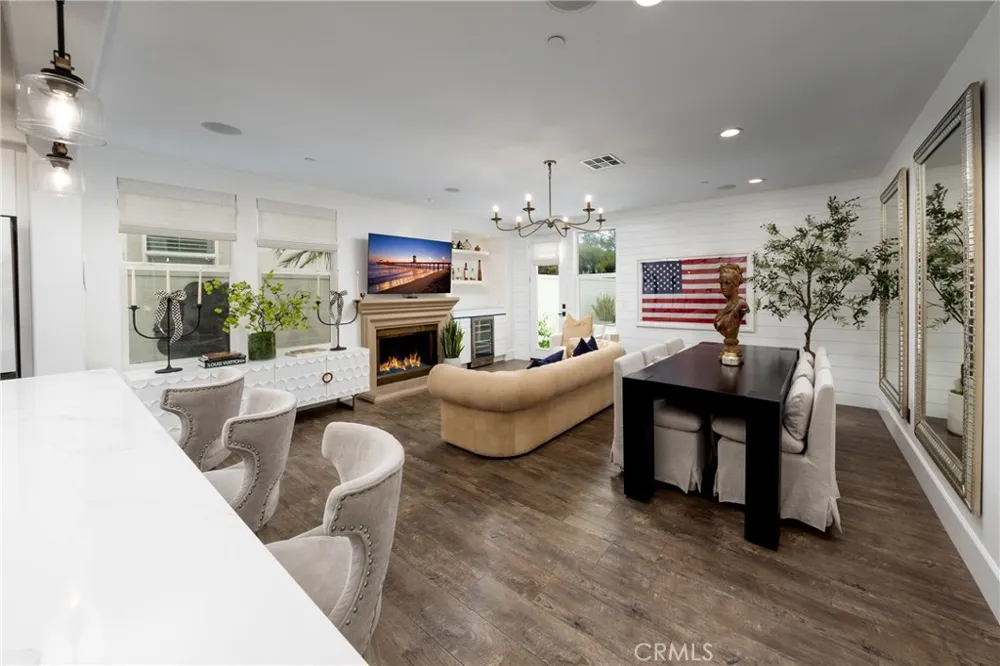 18741 Sinclair Lane Huntington Beach, CA 92648