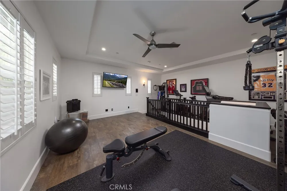 18741 Sinclair Lane Huntington Beach, CA 92648