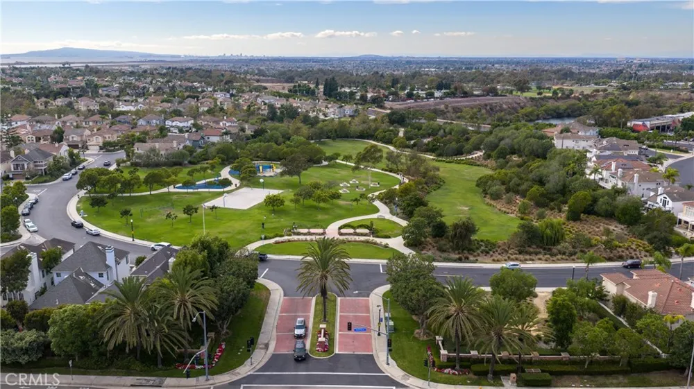 18741 Sinclair Lane Huntington Beach, CA 92648