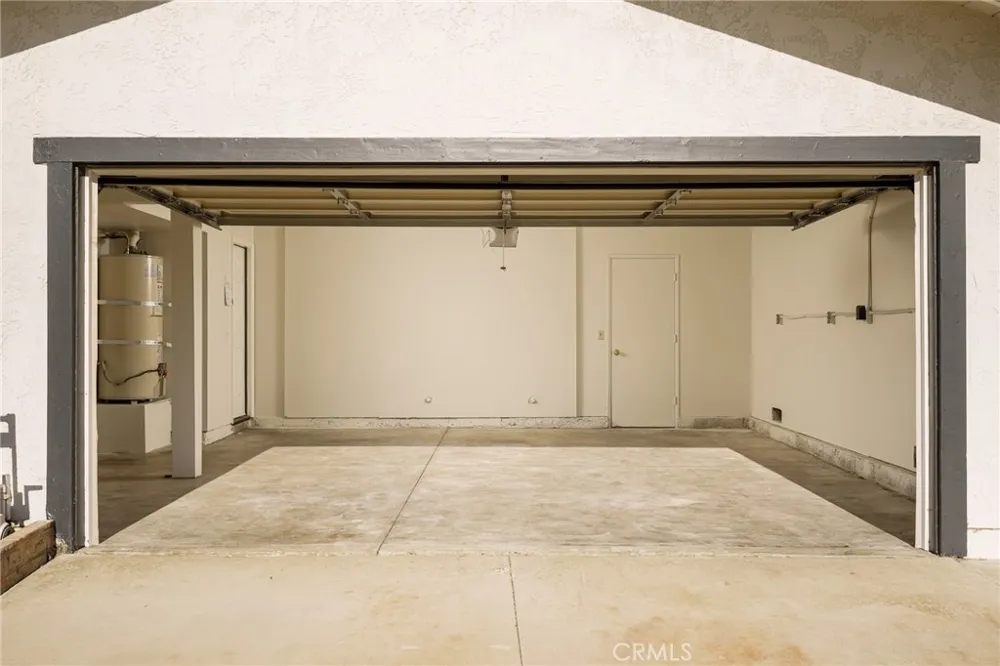 17122 Pleasant Circle Huntington Beach, CA 92649