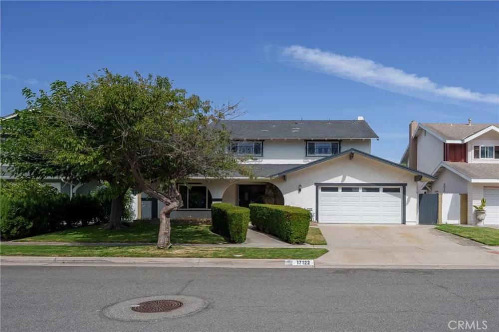 17122 Pleasant Circle Huntington Beach, CA 92649