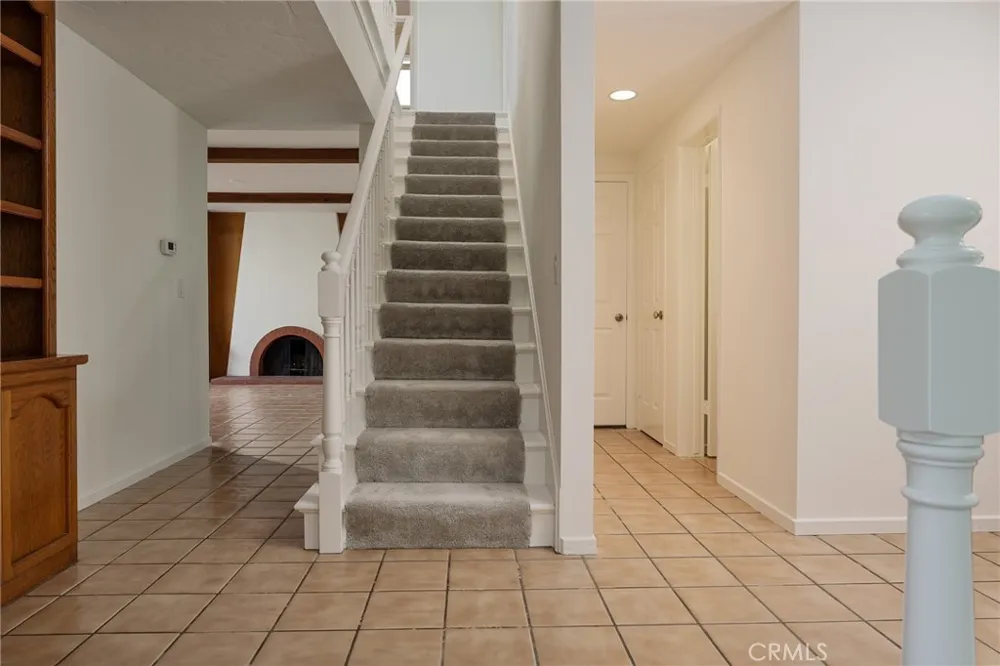 17122 Pleasant Circle Huntington Beach, CA 92649