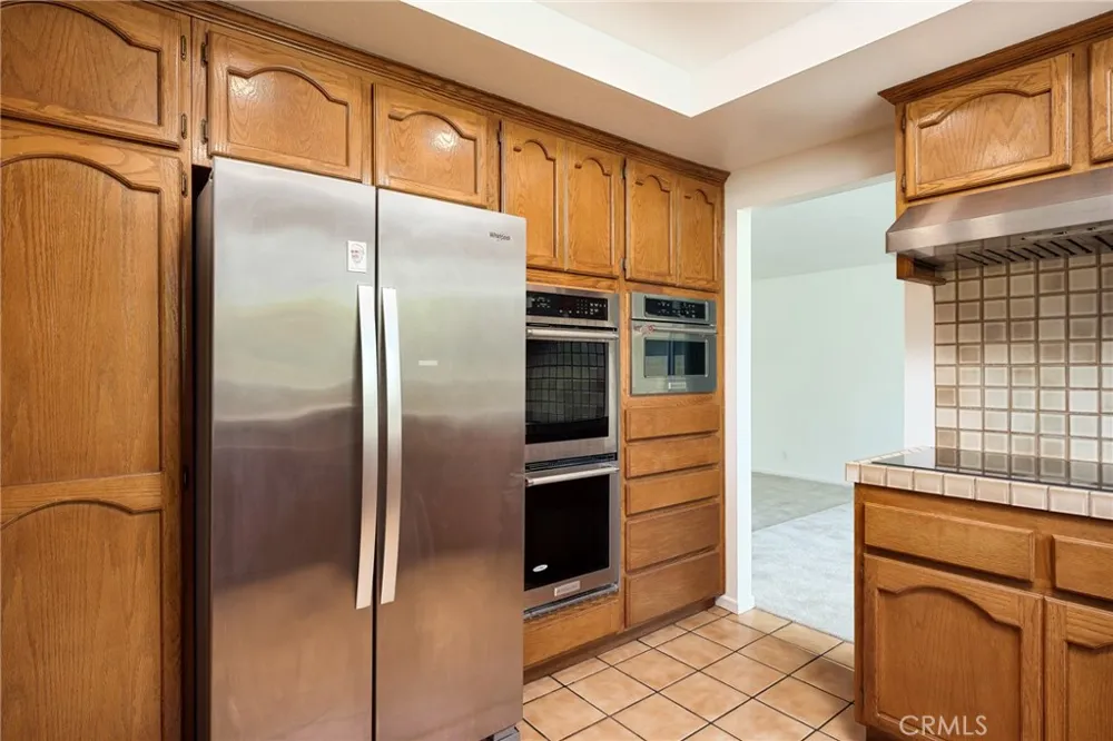 17122 Pleasant Circle Huntington Beach, CA 92649
