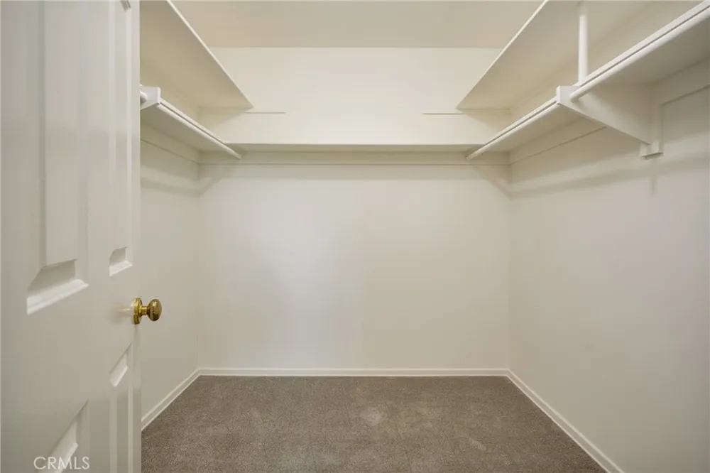 17122 Pleasant Circle Huntington Beach, CA 92649