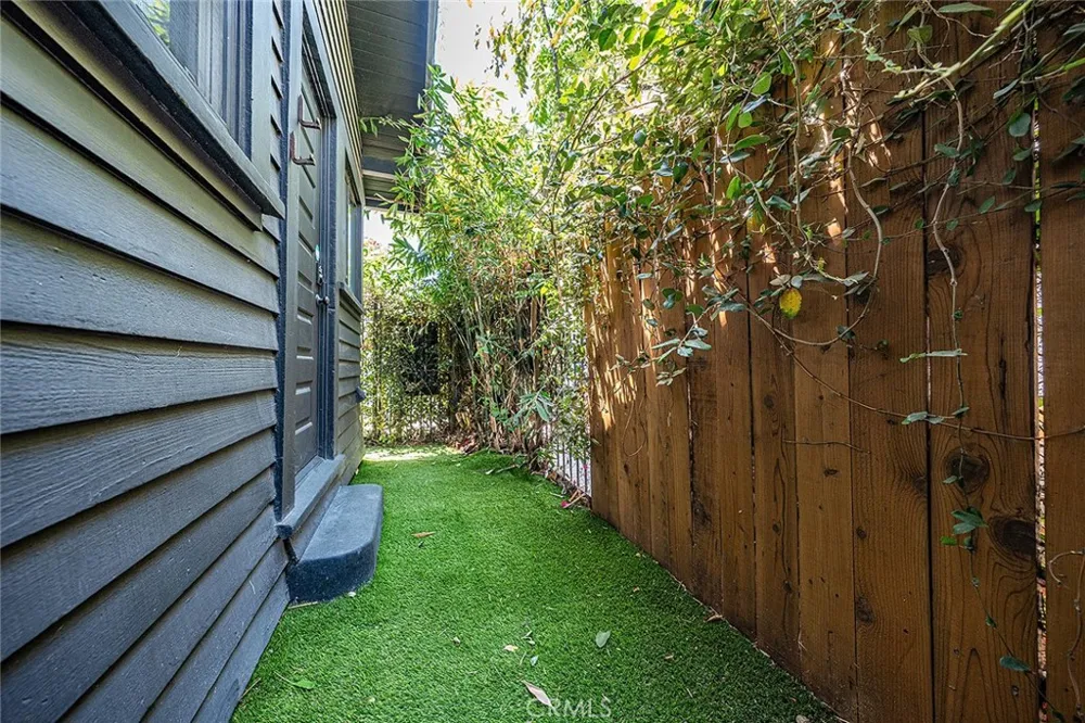 523 Olive Long Beach, CA 90802