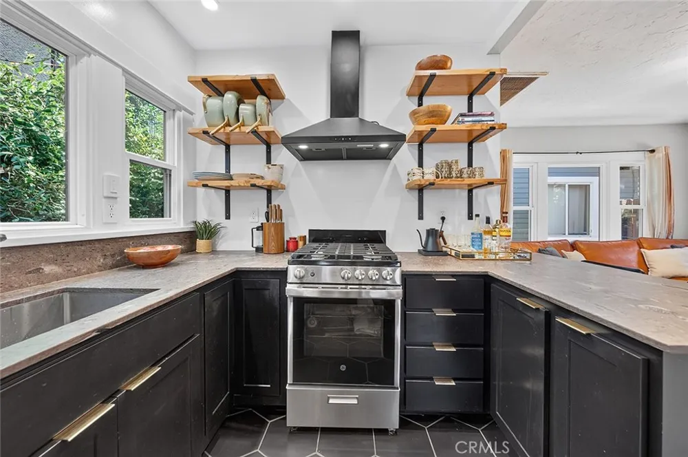 523 Olive Long Beach, CA 90802
