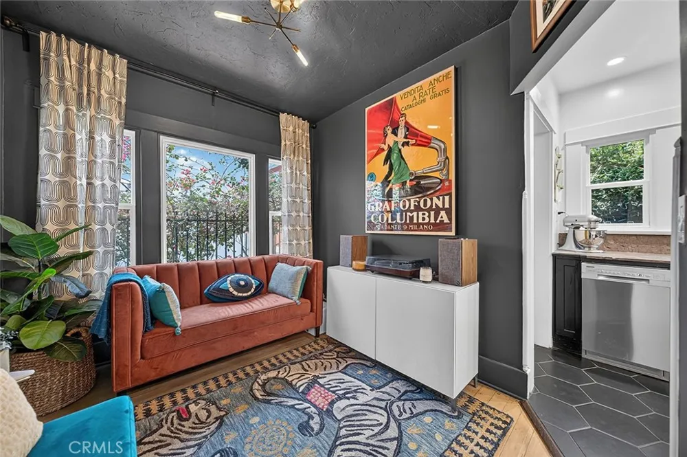 523 Olive Long Beach, CA 90802