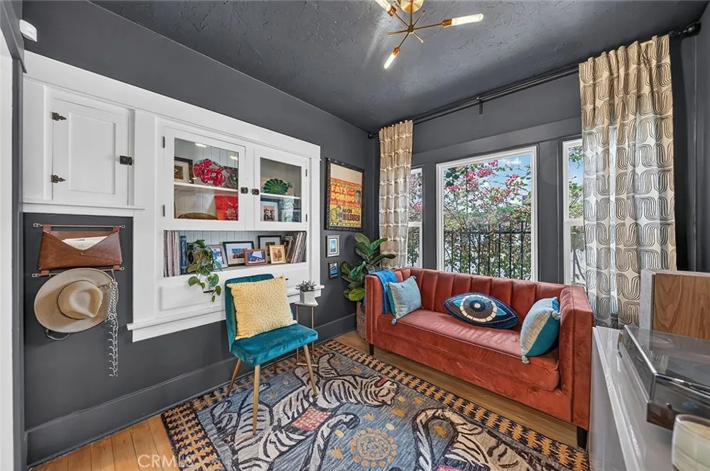 523 Olive Long Beach, CA 90802