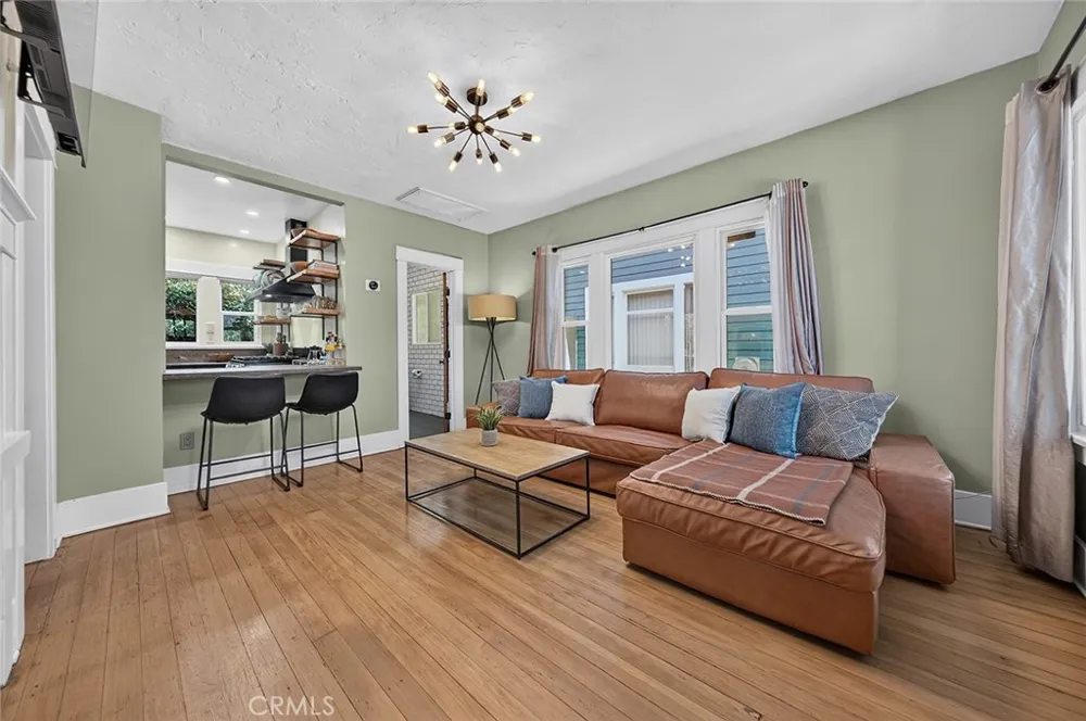 523 Olive Long Beach, CA 90802