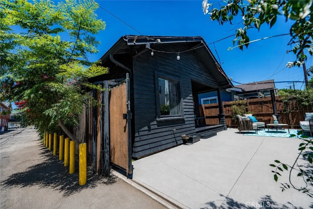 523 Olive Long Beach, CA 90802