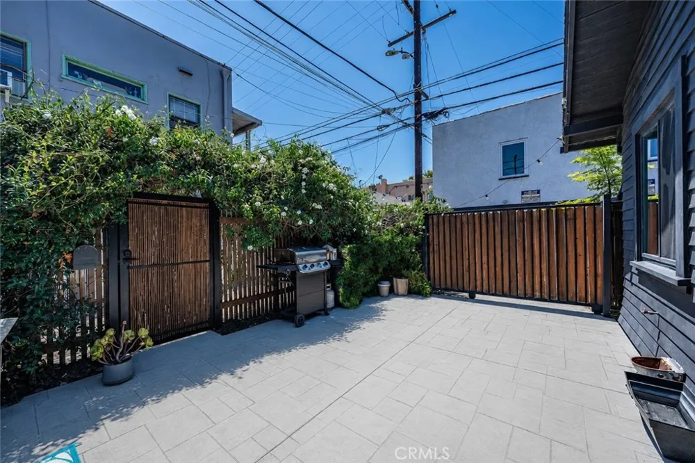 523 Olive Long Beach, CA 90802