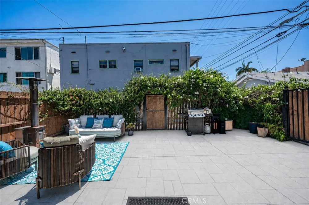 523 Olive Long Beach, CA 90802