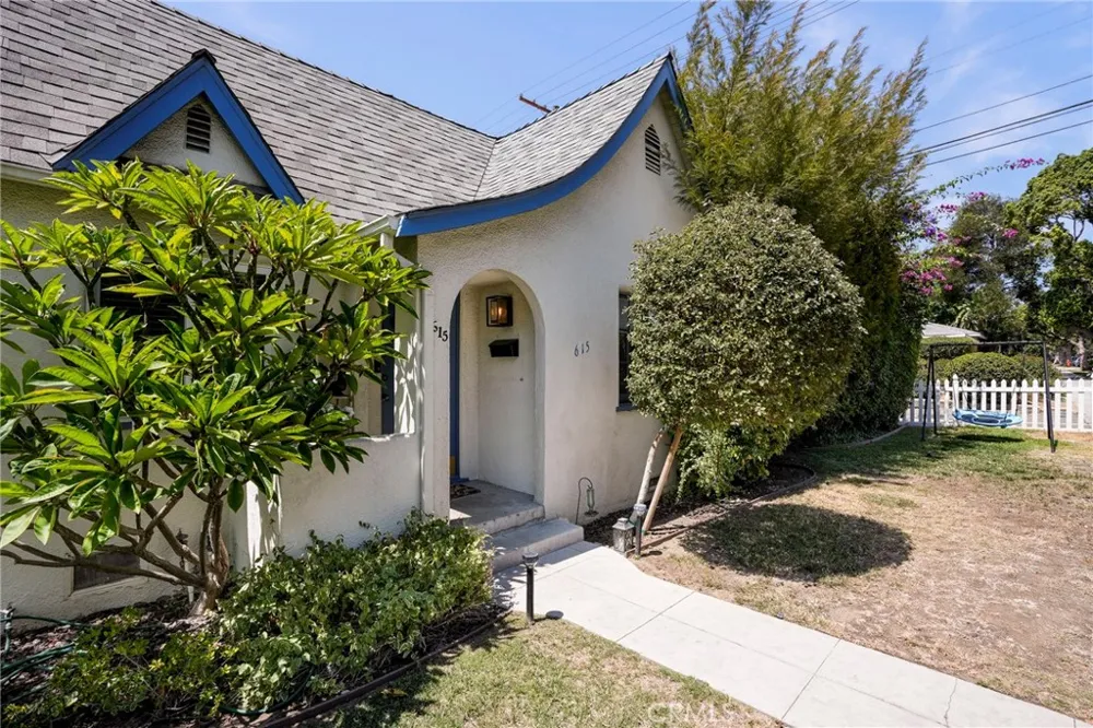 615 6th Street Burbank, CA 91501