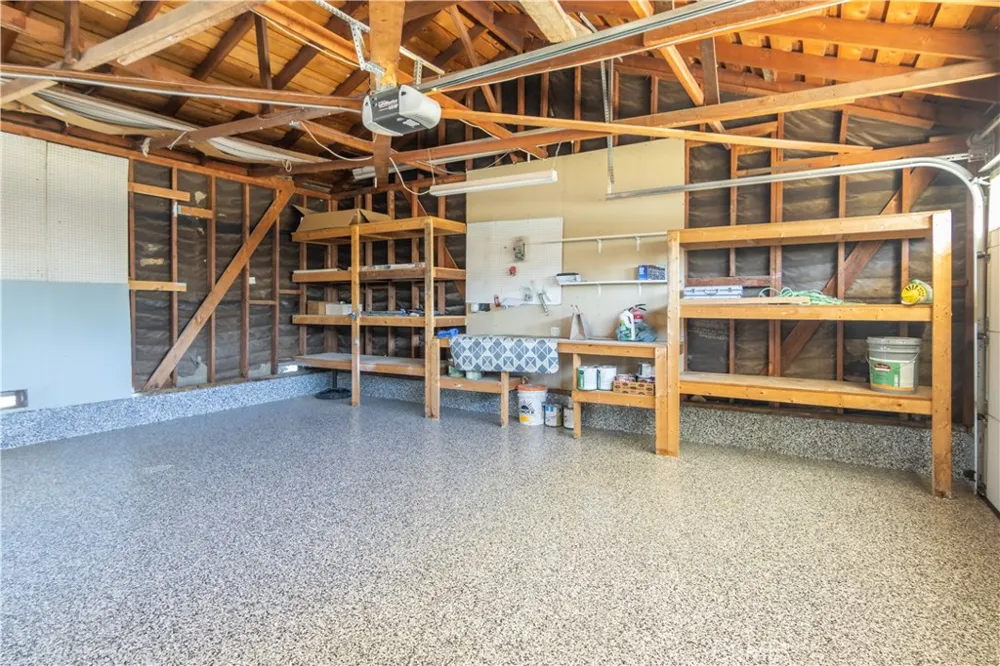 11543 Swinton Avenue Granada Hills, CA 91344