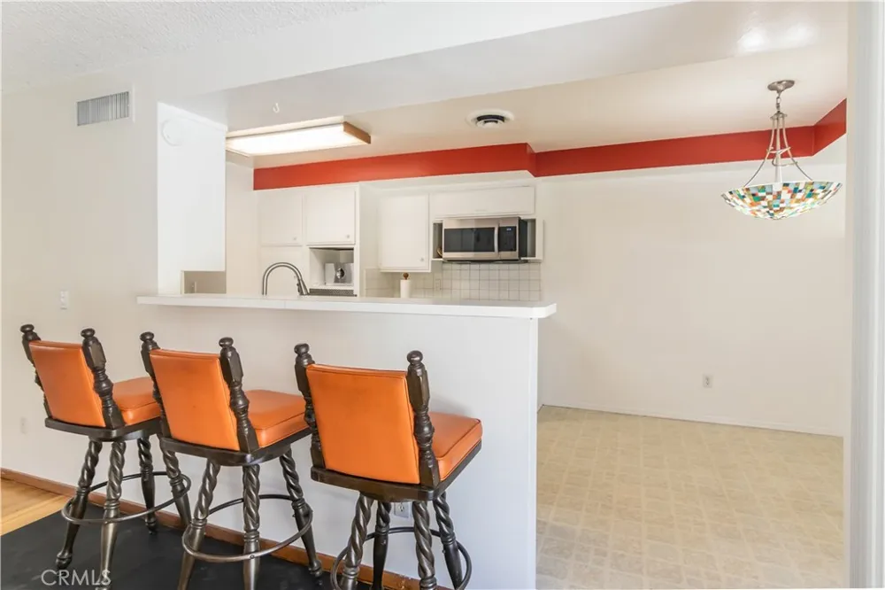 11543 Swinton Avenue Granada Hills, CA 91344