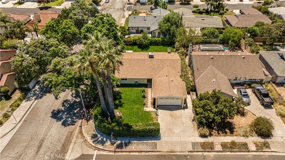 16900 Labrador Street Northridge, CA 91343