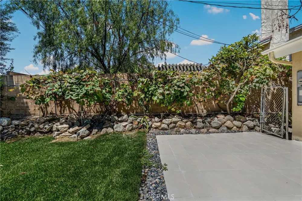 16900 Labrador Street Northridge, CA 91343