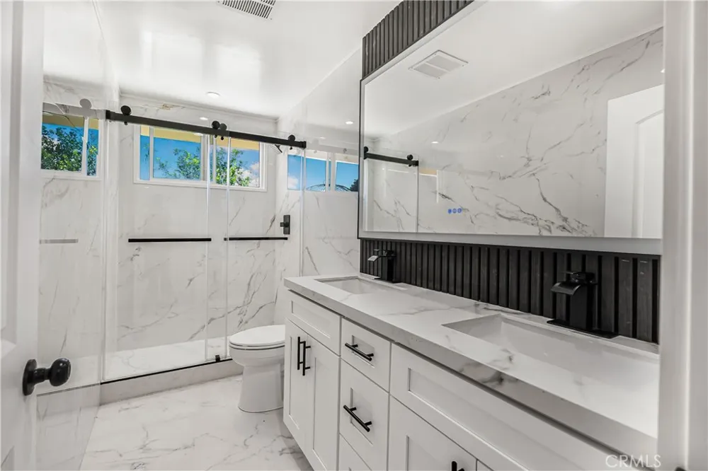 16900 Labrador Street Northridge, CA 91343