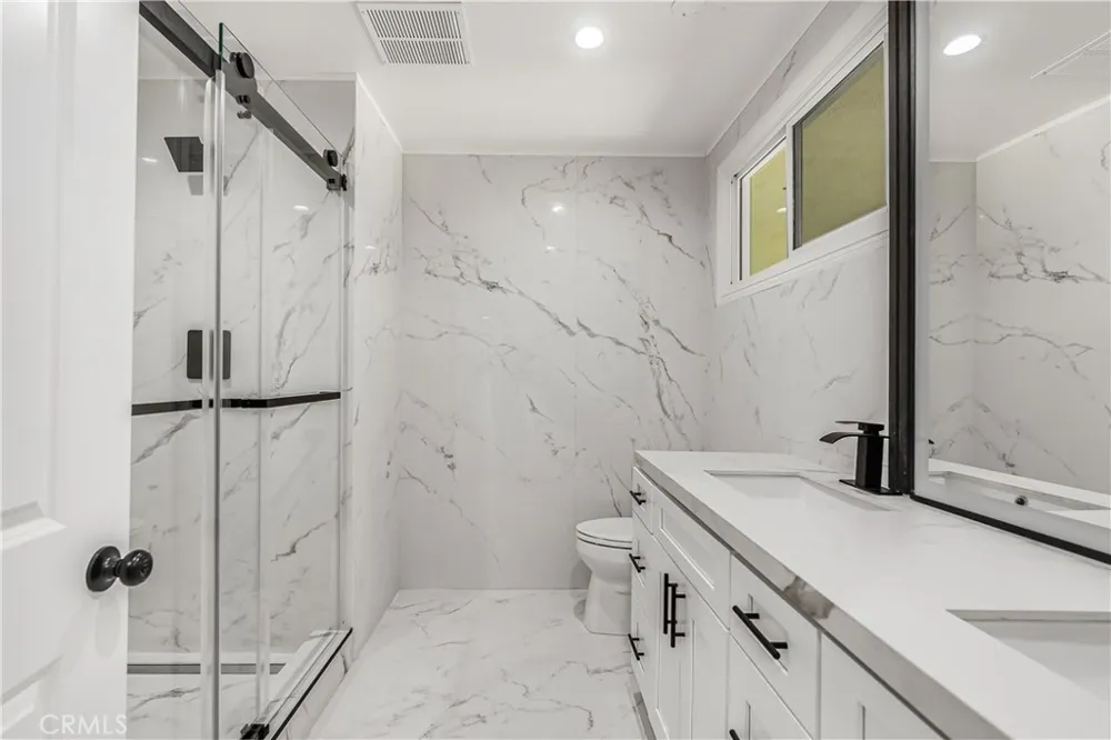 16900 Labrador Street Northridge, CA 91343