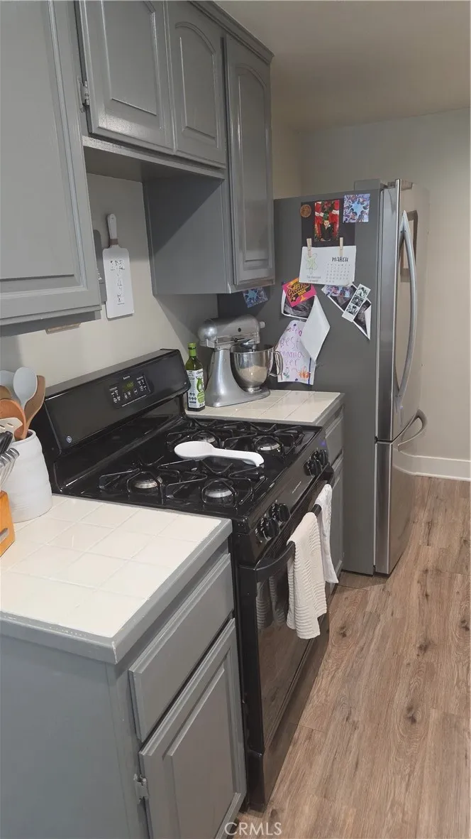 33233 Wride Lake Elsinore, CA 92530