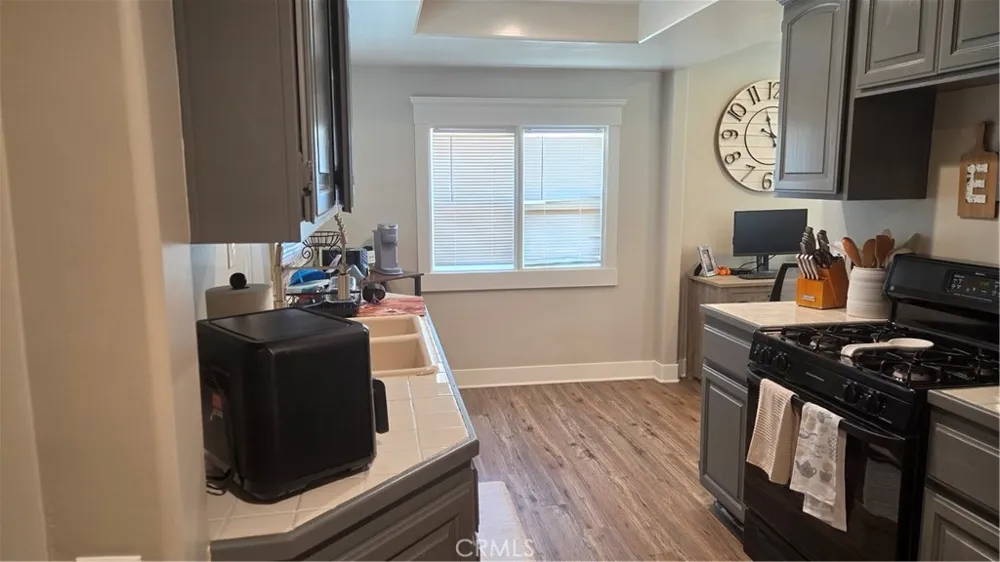 33233 Wride Lake Elsinore, CA 92530