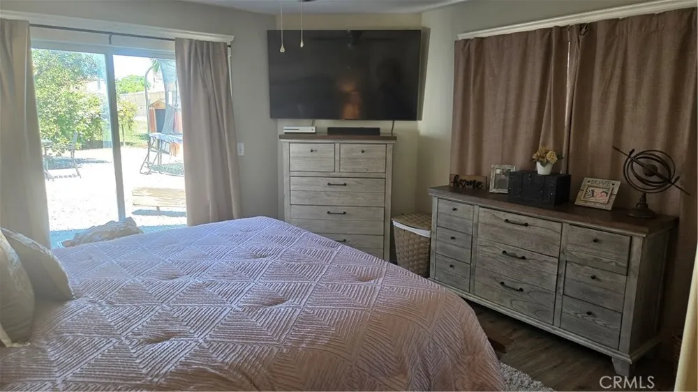 33233 Wride Lake Elsinore, CA 92530