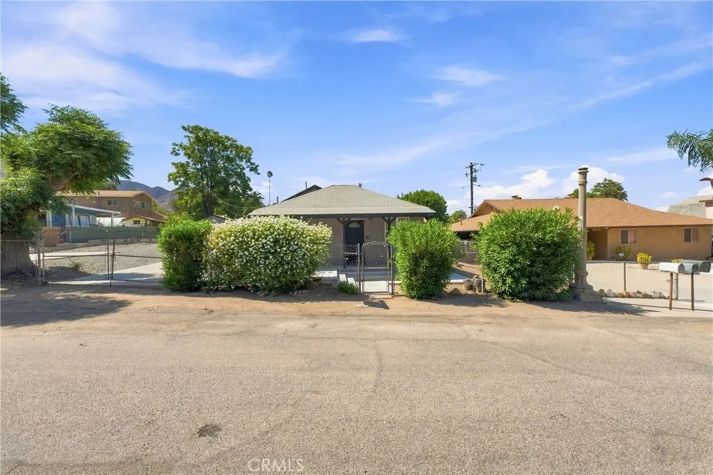 33233 Wride Lake Elsinore, CA 92530