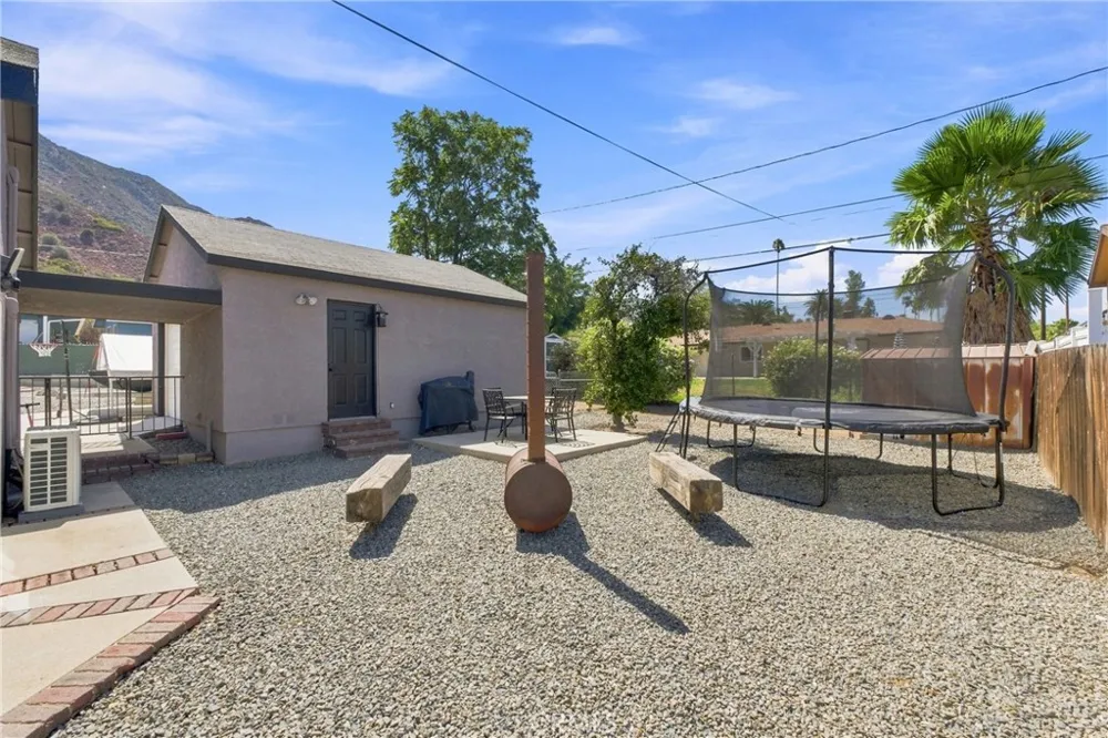 33233 Wride Lake Elsinore, CA 92530