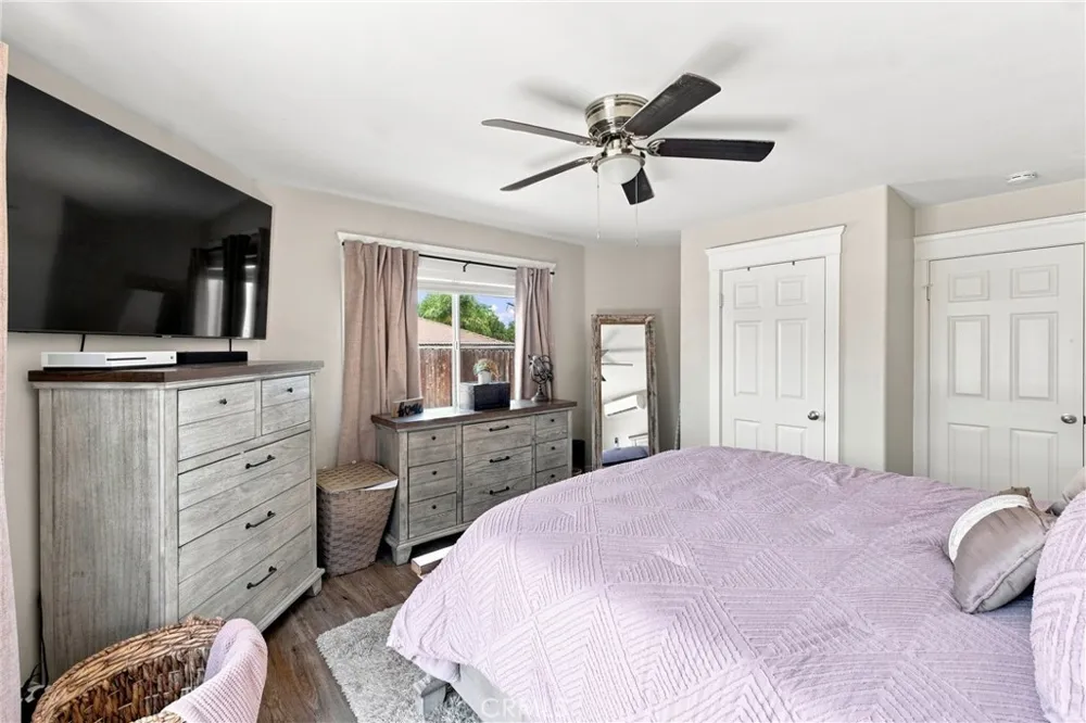 33233 Wride Lake Elsinore, CA 92530