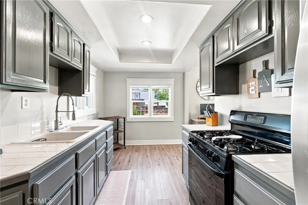 33233 Wride Lake Elsinore, CA 92530
