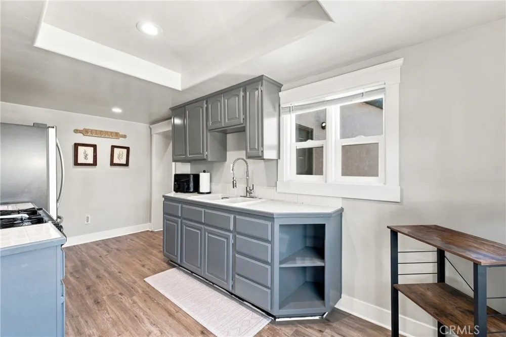 33233 Wride Lake Elsinore, CA 92530