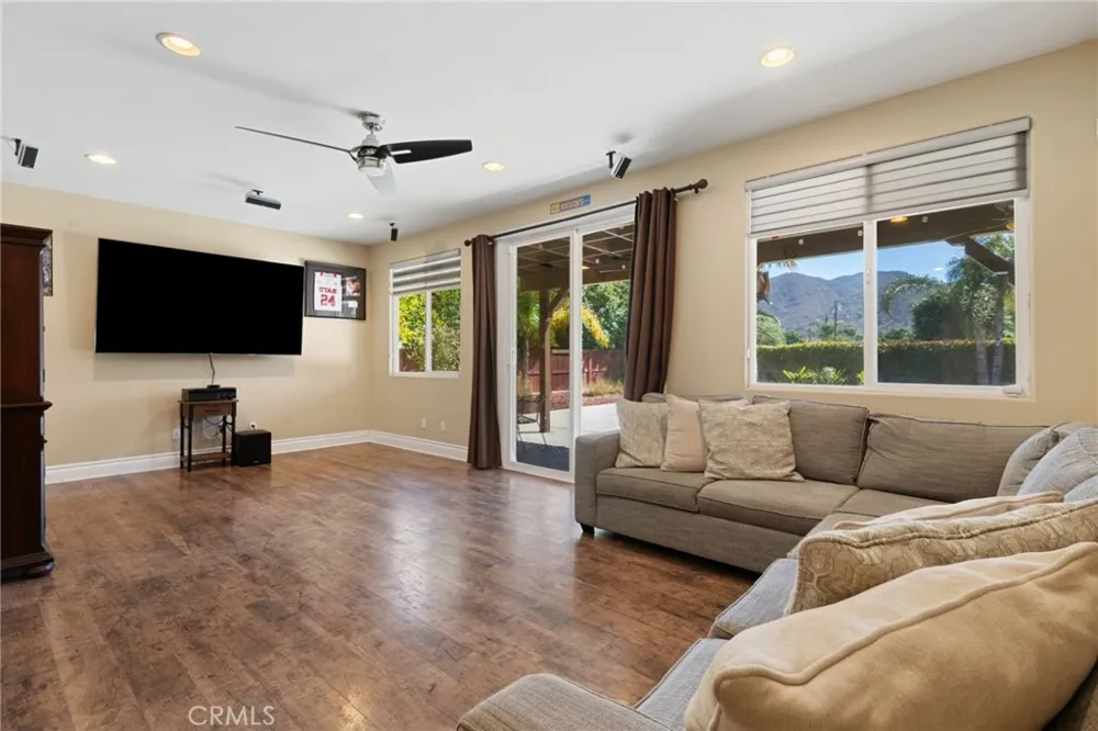 21713 Front Street Wildomar, CA 92595