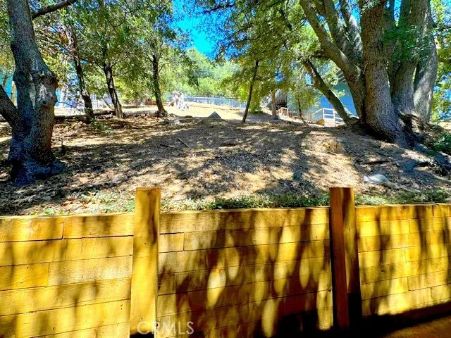 468 Zermatt Crestline, CA 92325