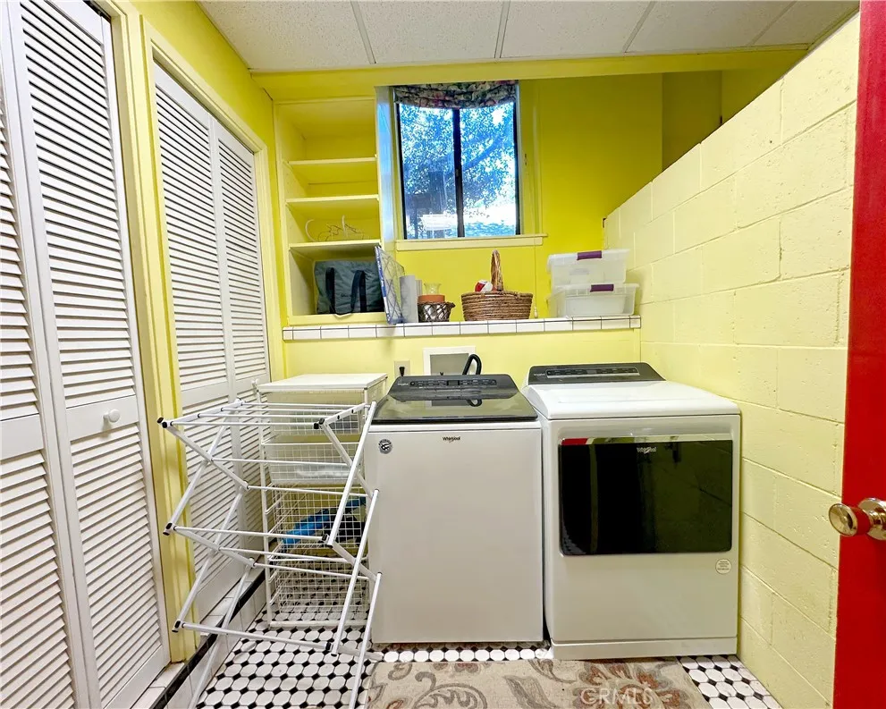 468 Zermatt Crestline, CA 92325